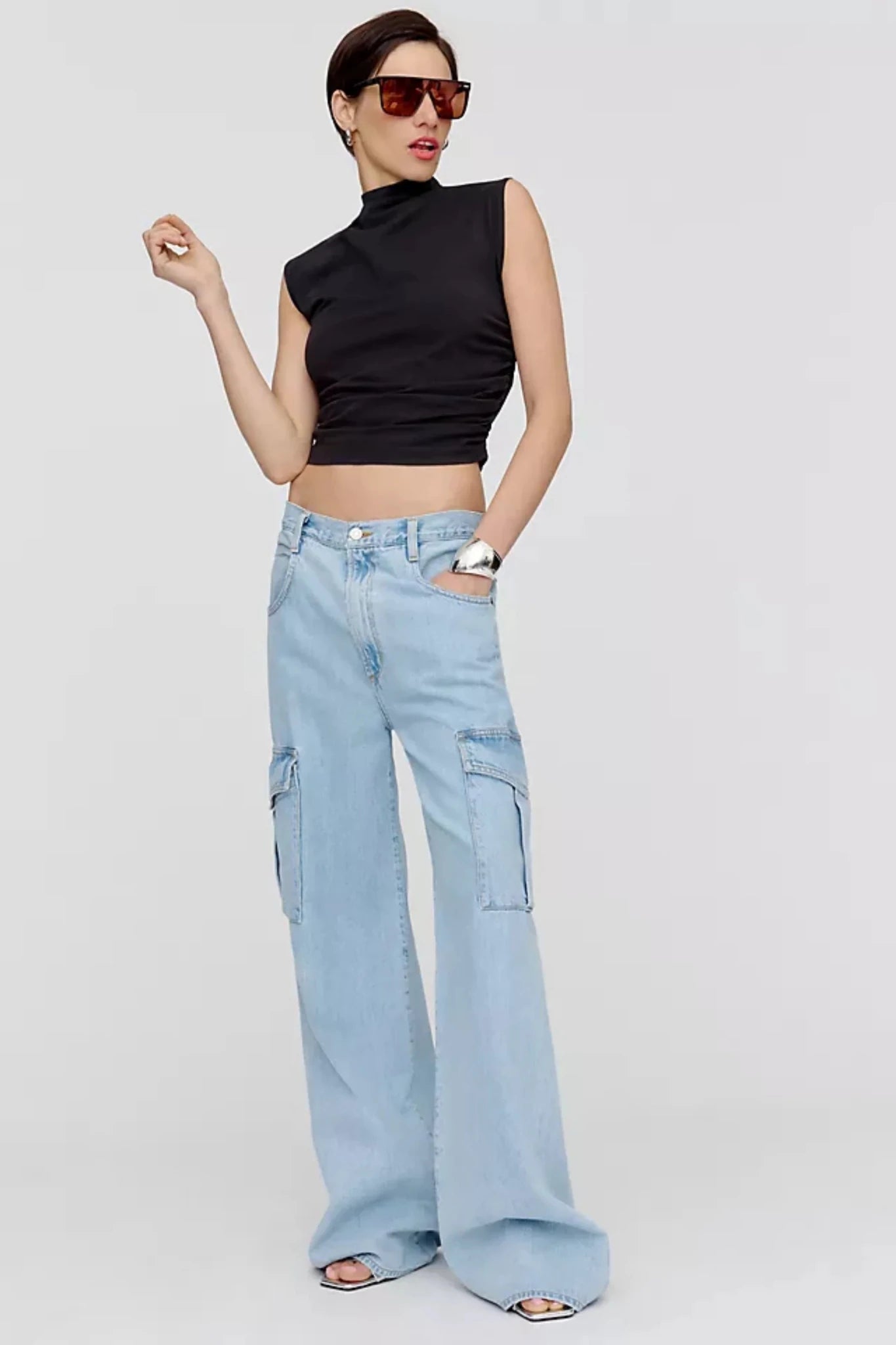 On My Way High Waist Denim Cargo Jeans (Medium Denim)