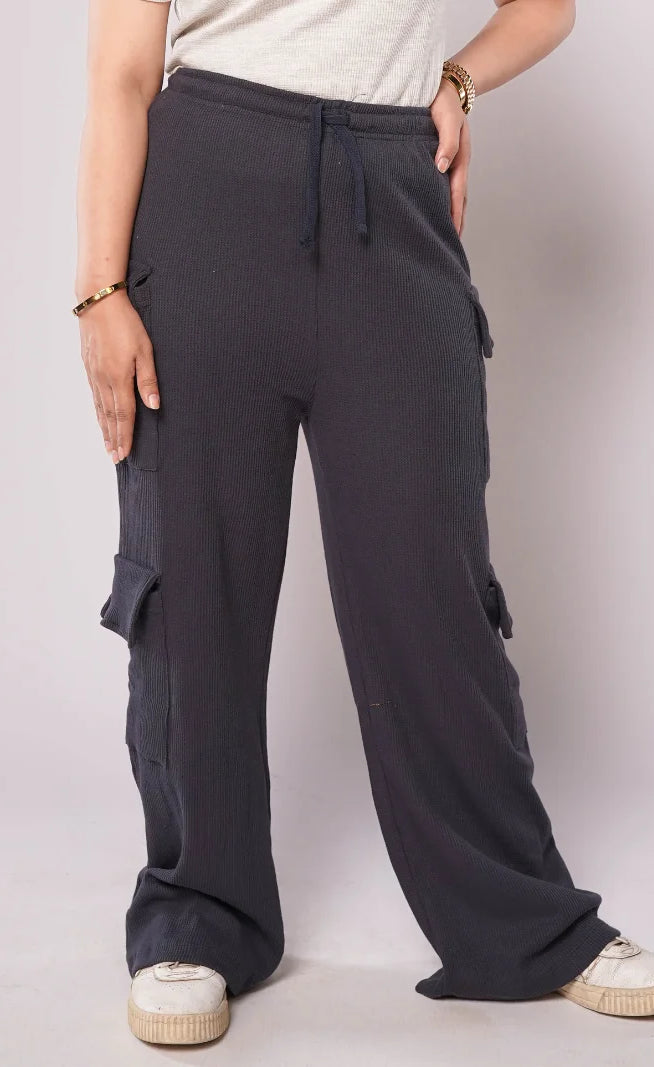 D600 - Navy Blue Wide Leg Double Pocket Cargo Trousers (MINOR FAULT)
