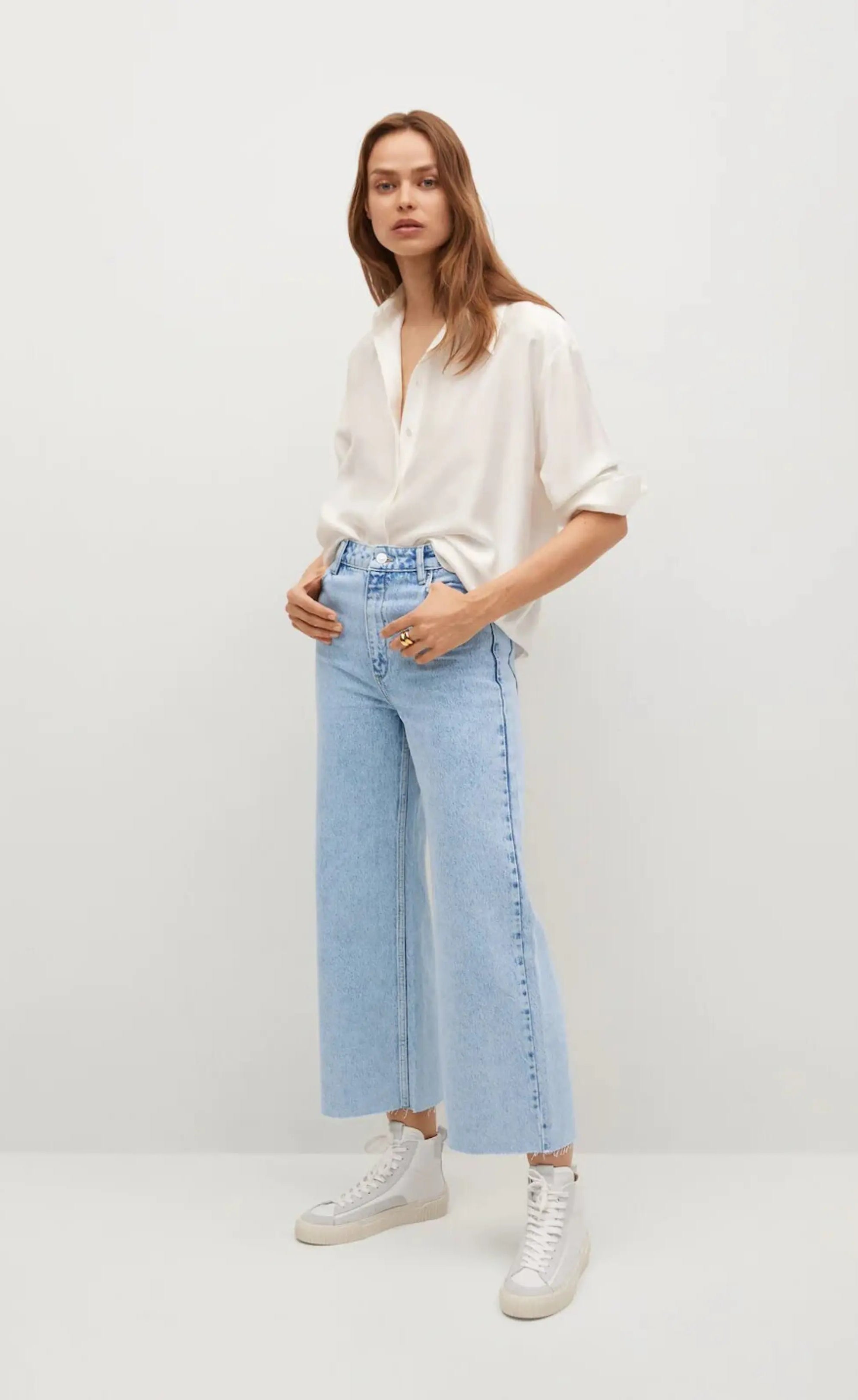 Frayed Hem High-Waisted Wide Leg Jeans